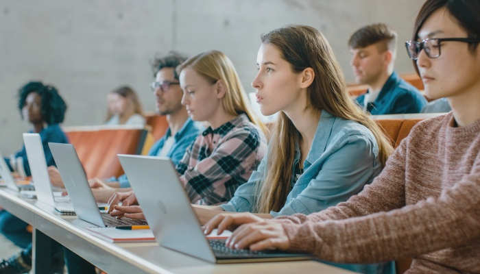 Por qu hay tan pocas mujeres en carreras STEM? Investigacin de la  Universidad de Stanford