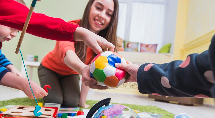 Irlanda recluta trabajadores de la hostelería y el cuidado infantil en un nuevo evento de empleo Eures