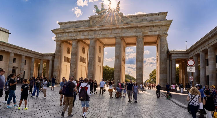 Alemania destino estrella para estudiar FP o Universidad: recursos y becas del Gobierno Federal